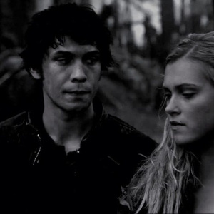 二次元口球+手铐+脚铐+十字扣
